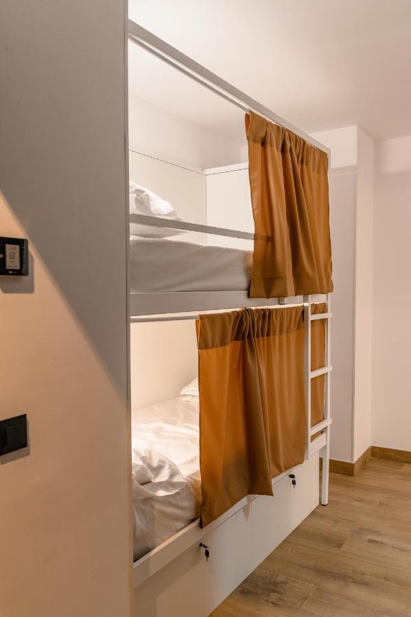 Vad Hostel Alicante - Youth Hostel Age Limit 18-49 Екстер'єр фото